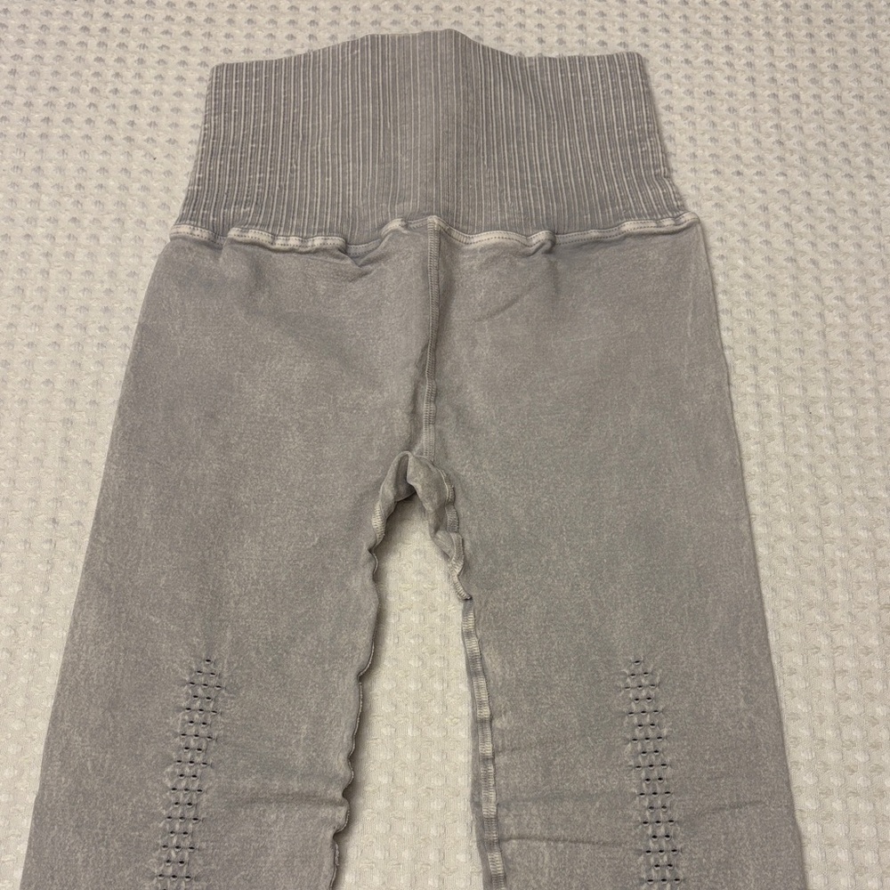 New! FREE PEOPLE Movement XS/S High-Rise 7/8 Length GOOD KARMA Leggings - Picture 10 of 16